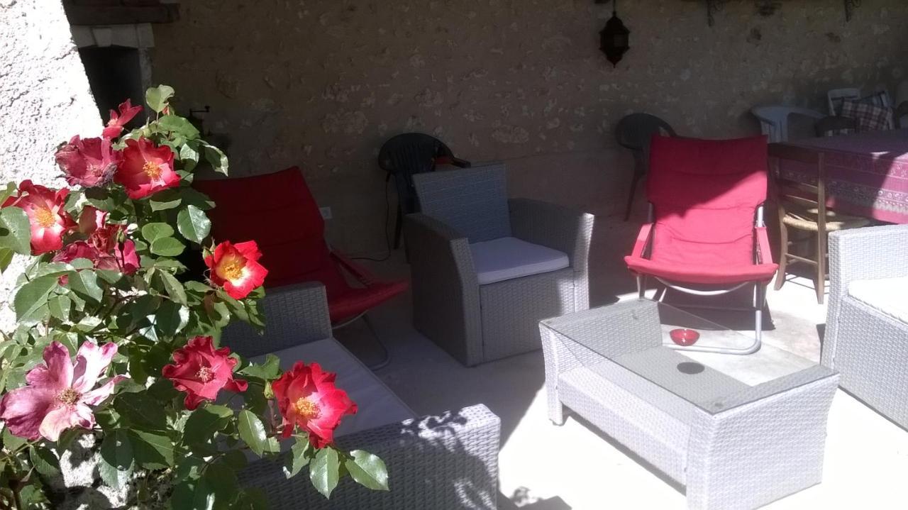 Lembaudie Saint-Privat-des-Prés 외부 사진