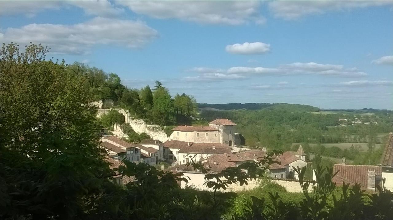 Lembaudie Saint-Privat-des-Prés 외부 사진